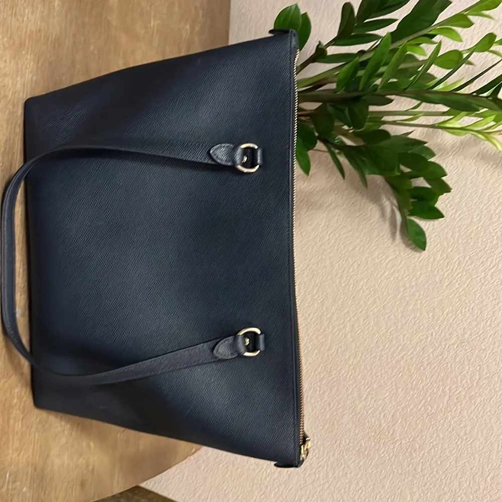 COACH Purse ✨ - Picture 4 of 6